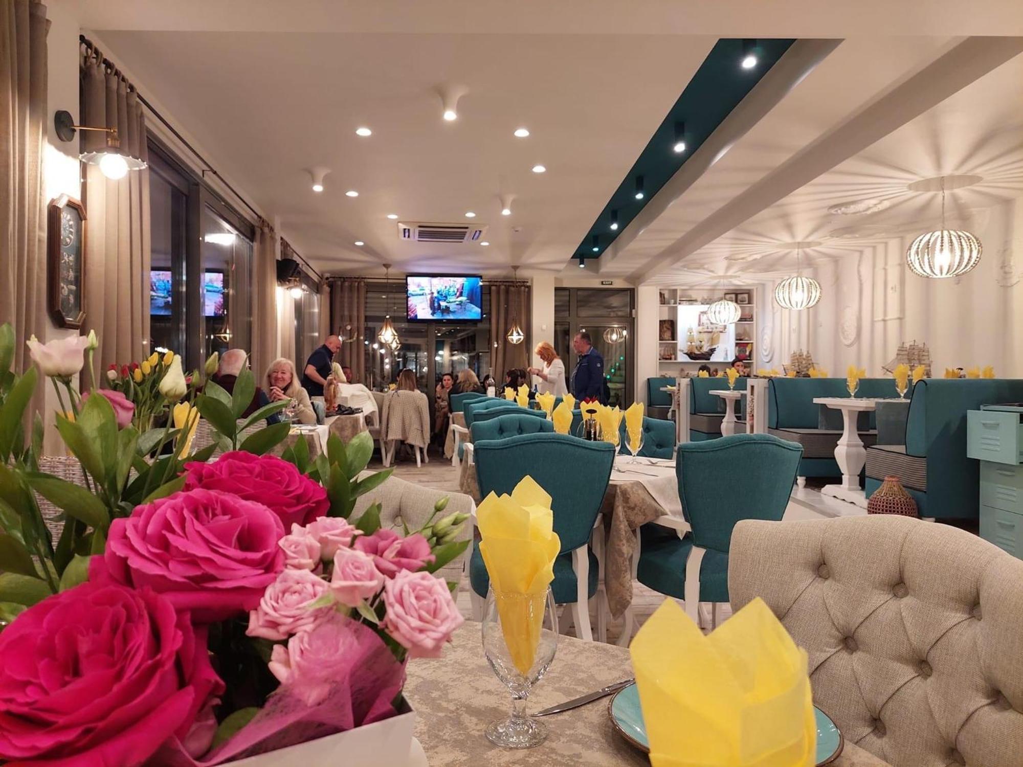 Rose Gardens Apart Hotel 포마리 외부 사진