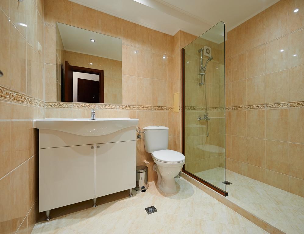 Rose Gardens Apart Hotel 포마리 객실 사진